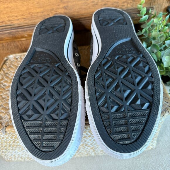 Converse Chuck Taylor All Star Low Top Black Onyx Silver Rose Print – Women’s 9 - Picture 8 of 12